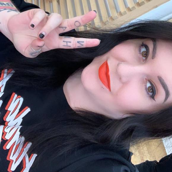 Meet your Posher, Riss - Picture 1 of 1